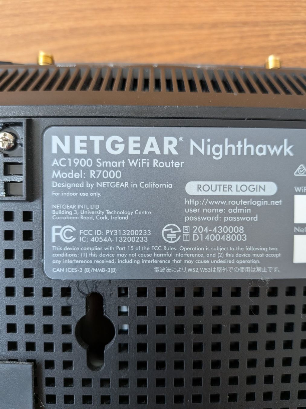 Netgear Modem & Router: Netgear Nighthawk R7000 AC1900 WLAN-Router + Netzteil – Usato da Zürich venduto da Ueli20000 1