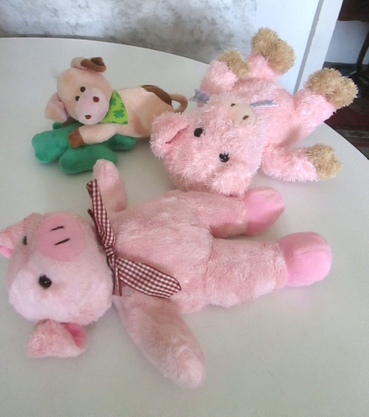 Jouets: 3 Plüsch-Ferkel – D'occasion à Sementina par babucia 1