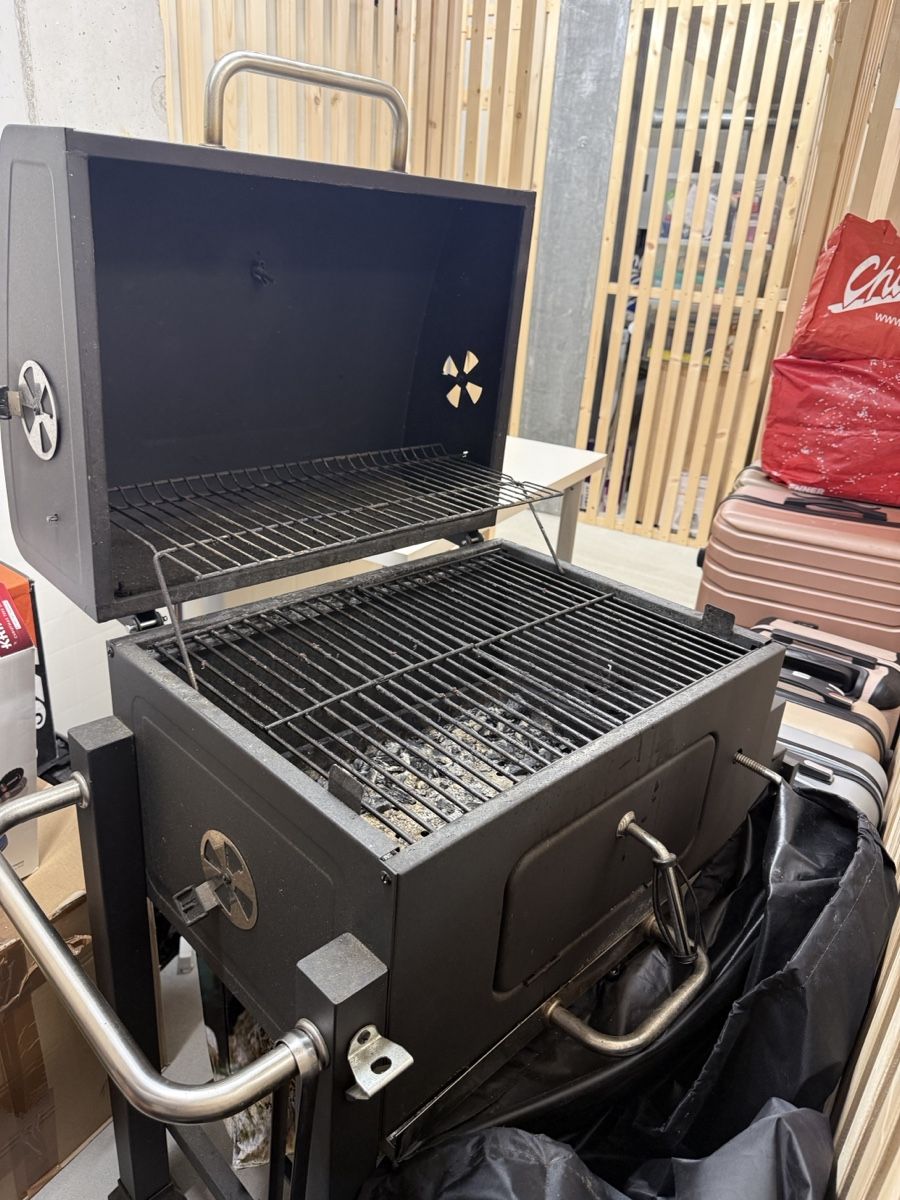 Griglie: Holzkohlegrill, gross – Usato da Dielsdorf venduto da Ale_Cop