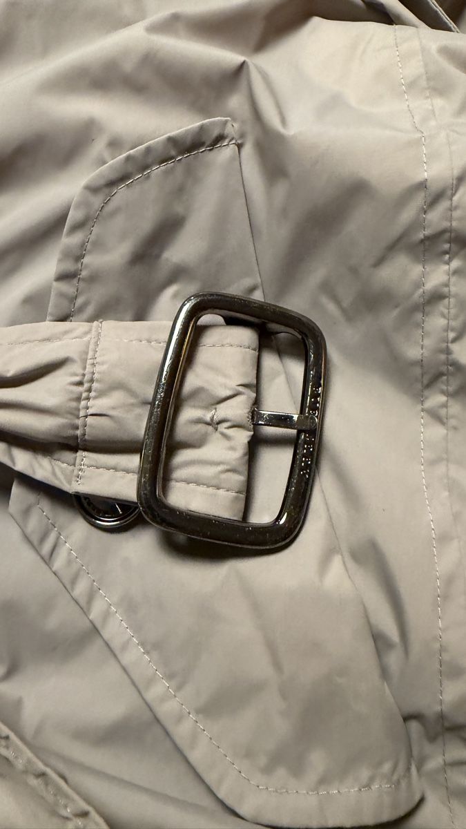 Burberry Giacche: Burberry Prosum Regenjacken Mantel – Usato da Regensdorf venduto da KlangderWolken 3