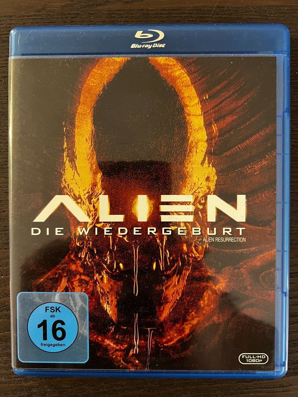 Alle DVDs: Alien: Die Wiedergeburt – Gebraucht aus Zürich von