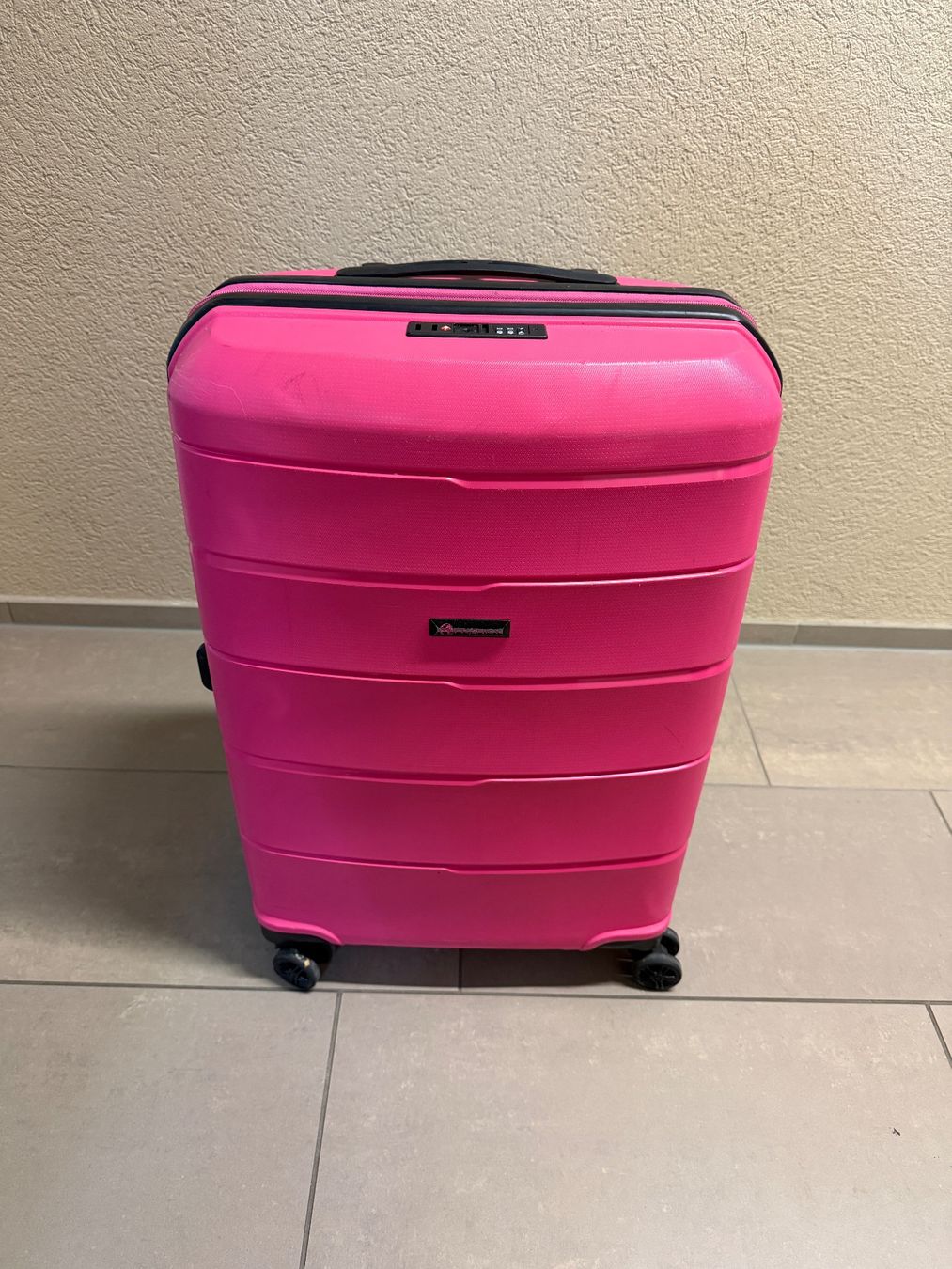 Valigie: Franky Pink Trolley Koffer mit 4 Rollen – Usato da Egg b. Zürich venduto da Burrito1