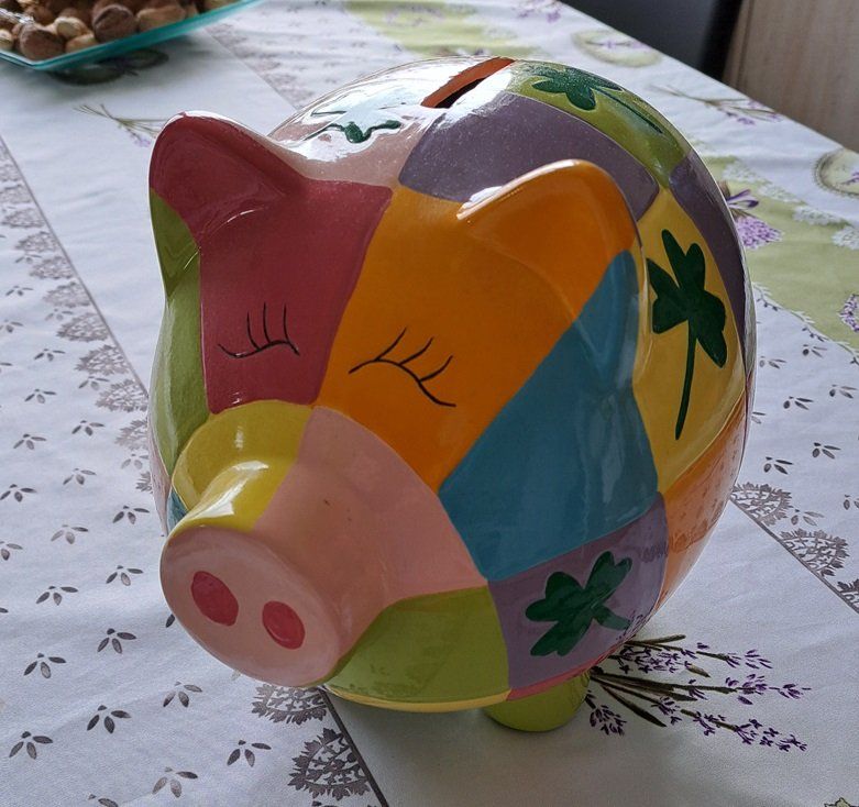 Salvadanai: Tirelire en forme de cochon – Usato da Avry-sur-Matran venduto da Tchicco3