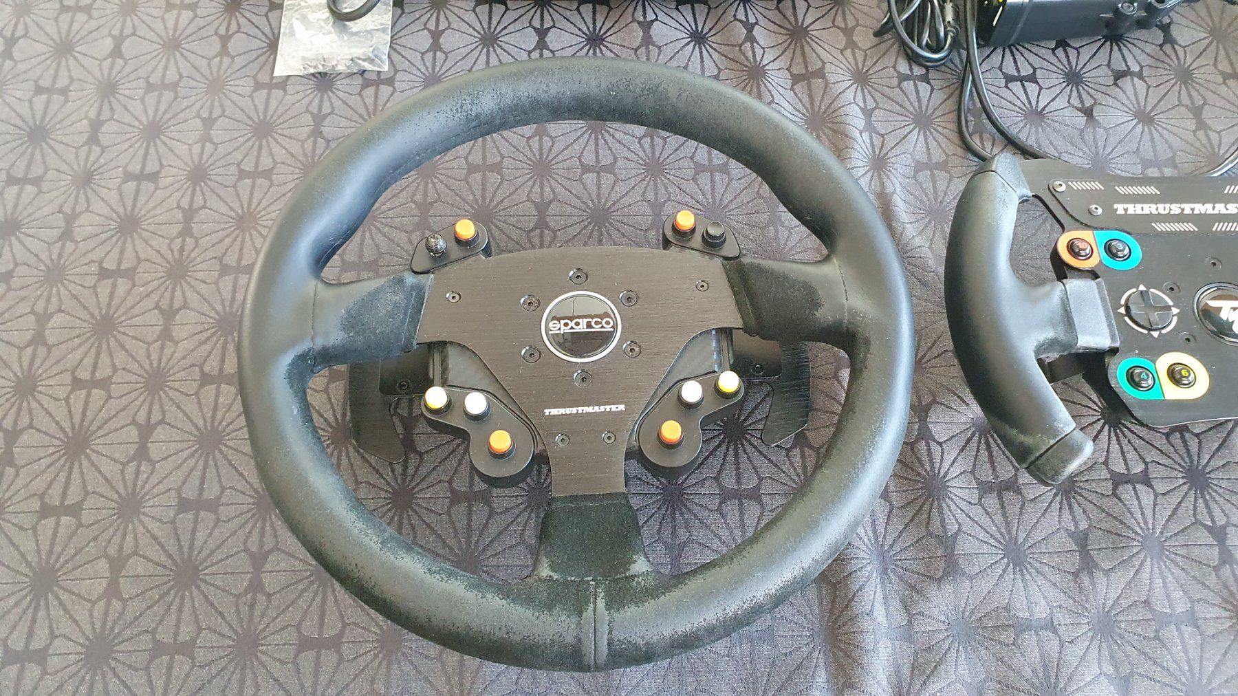 Controller: Thrustmaster TS-XW base + 2 volants + pédalier + shifter – Usato da Villiers venduto da Djobinne 1