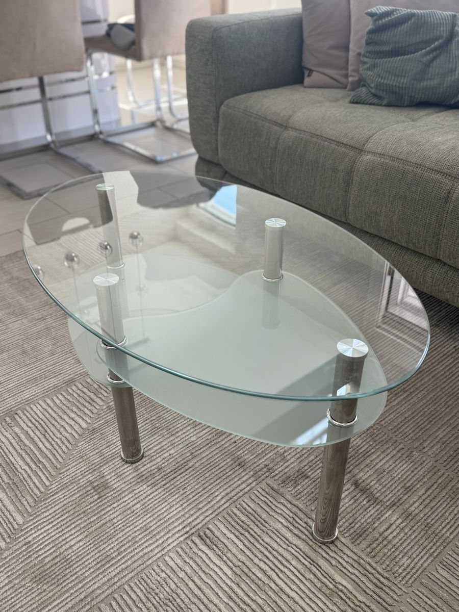 Bicchieri: Couchtisch oval Glas mit Ablage – Nuovo (secondo la descrizione) da Waltenschwil venduto da spikelike