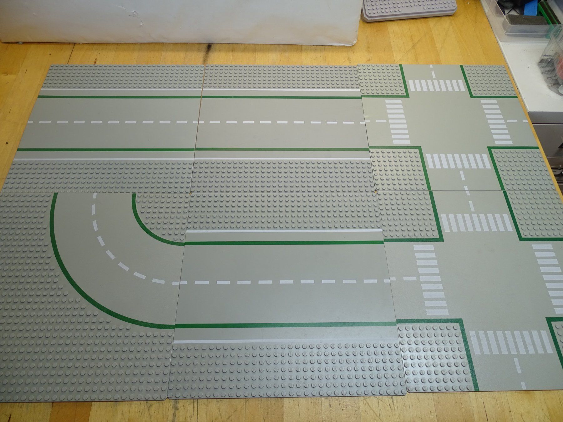 Lego Kit di costruzioni: Lego 6 x Diverse Strassenplatten (2) – Usato da Wohlen AG venduto da Bricktoys