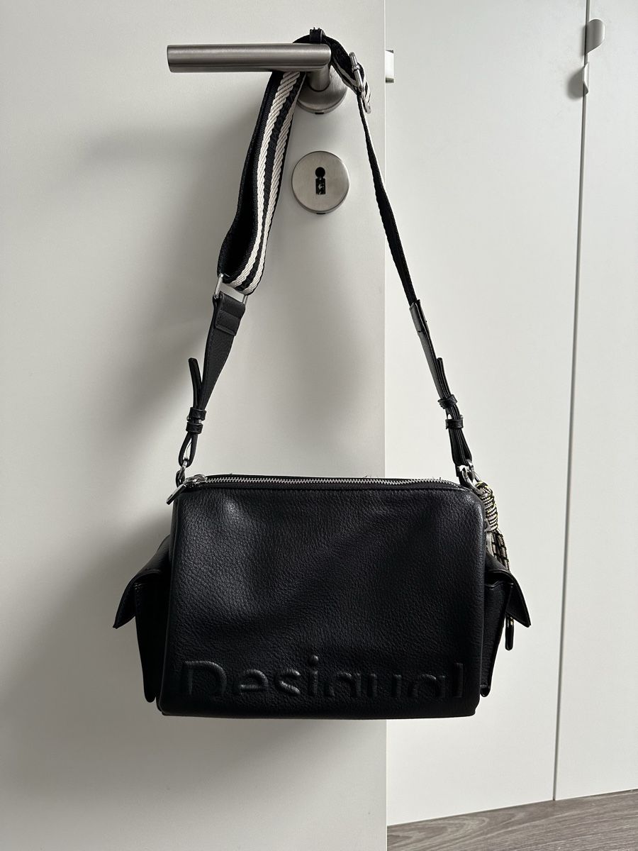 Borse da donna: Desigual Tasche – Usato da Büttikon AG venduto da labi2005