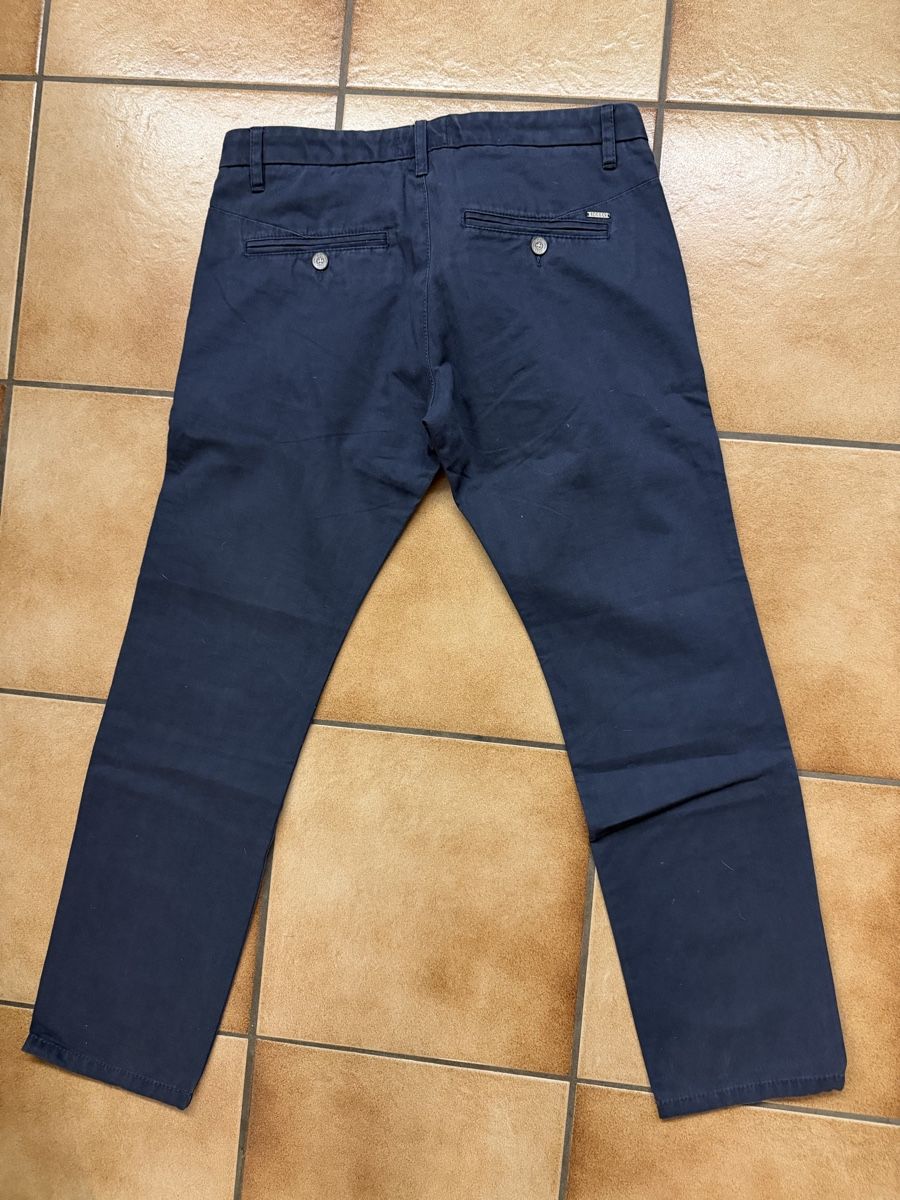 Pantaloni: Pantalon gris EDC – Usato da Isérables venduto da Titi9