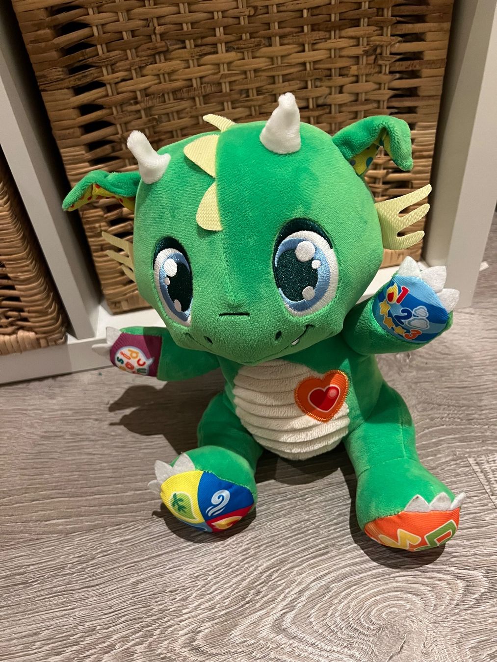 Giocattoli: Dragon interactif – Usato da St-Pierre-Clages venduto da loc_8vtz