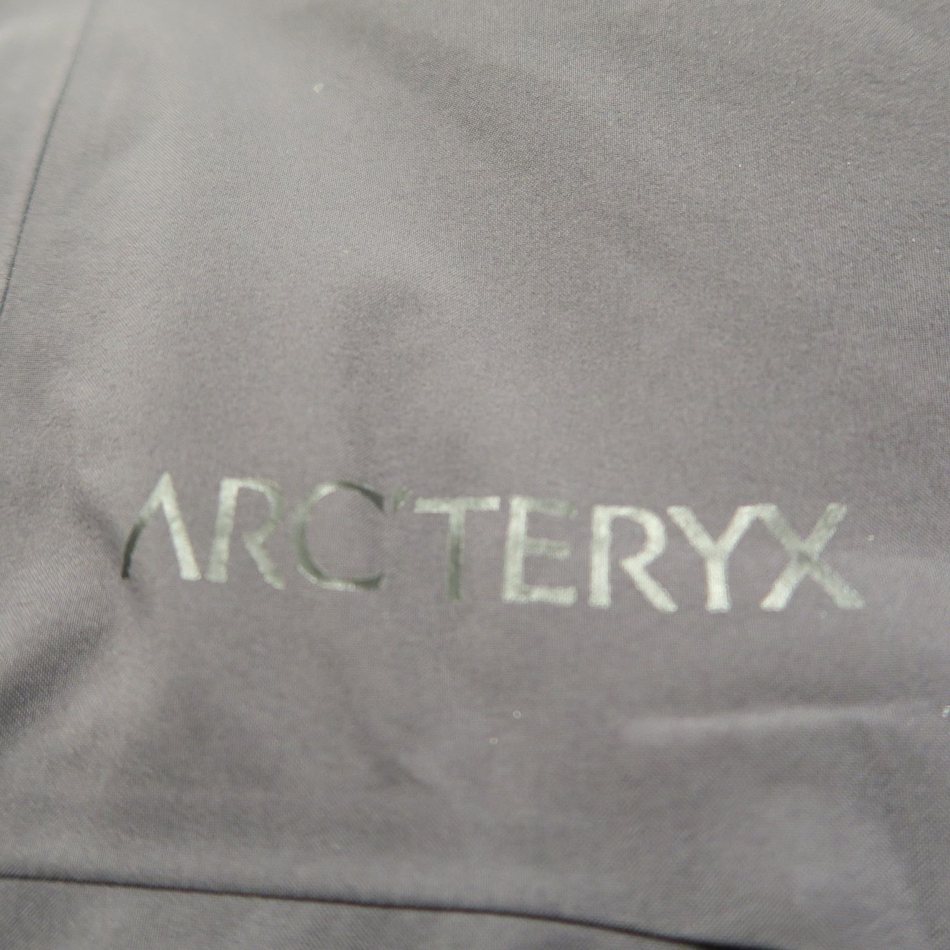 Arcteryx Vestes: Regenjacke arc'teryx, Grösse M, anthrazit – D'occasion à Goldingen par hes_qz5d 4