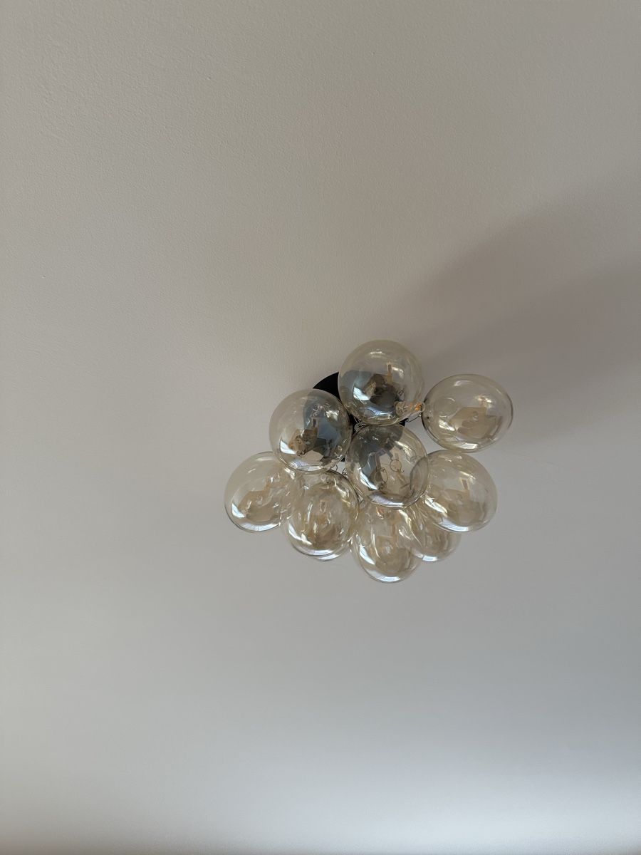 Kronleuchter & Deckenlampen: Deckenlampe Glaskugeln - zwei Jährig – Gebraucht aus Zug von S6403 1