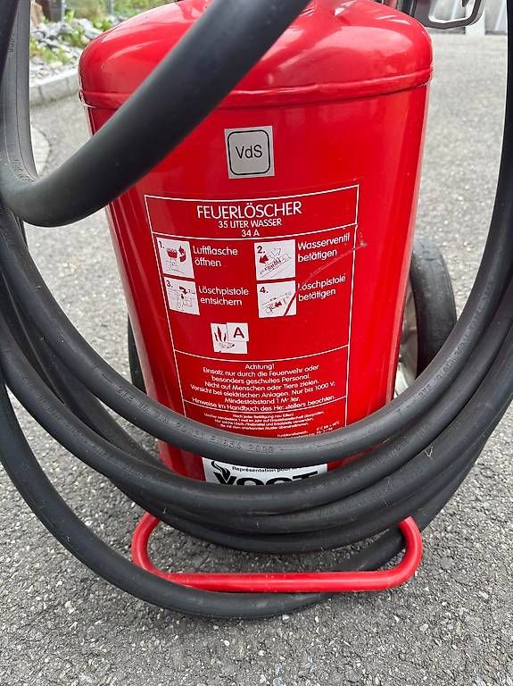 Estintori: IFEX Feuerlöscher – Usato da Wengi b. Frutigen venduto da Tomaeg0 3