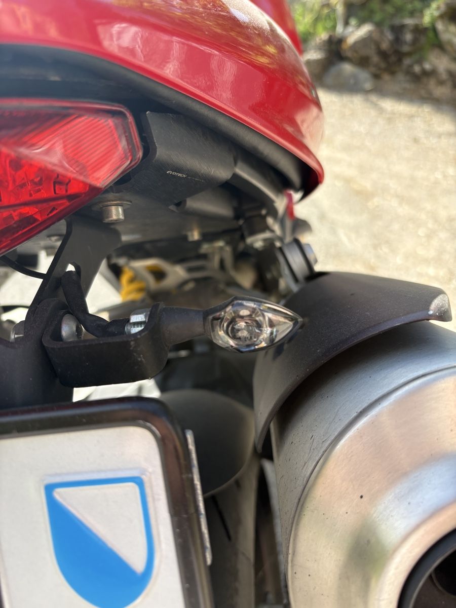 Strada: Ducati Monster 696 ABS – Difettoso da Laupen ZH venduto da Abarth95 3