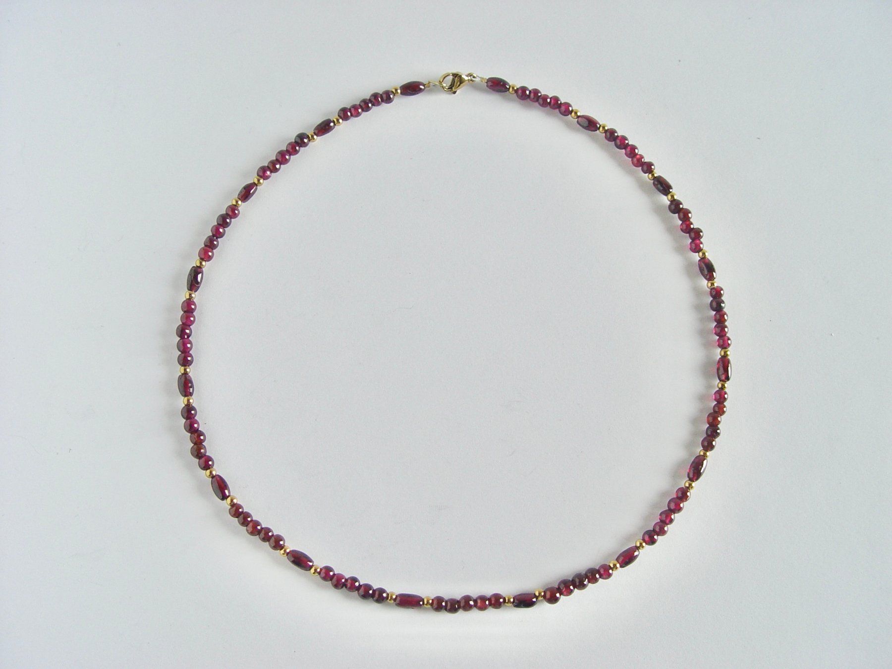 Catenine: Granat Kette – Nuovo (secondo la descrizione) da Henggart venduto da gernli 1