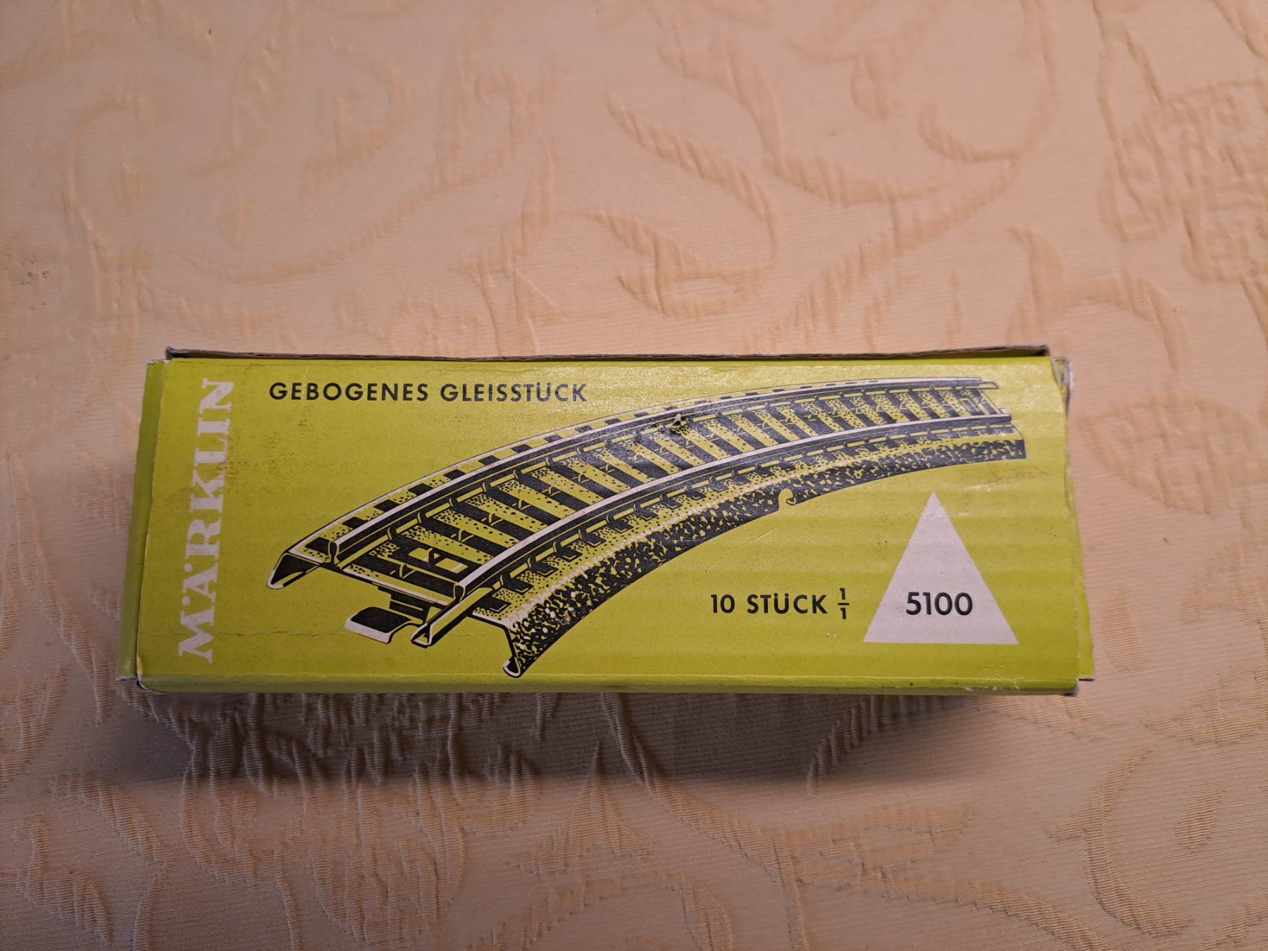 Märklin Modelleisenbahnen: Märklin M-Gleise H0 gebogen 5100 – Gebraucht aus Dättlikon von Radisli541 1