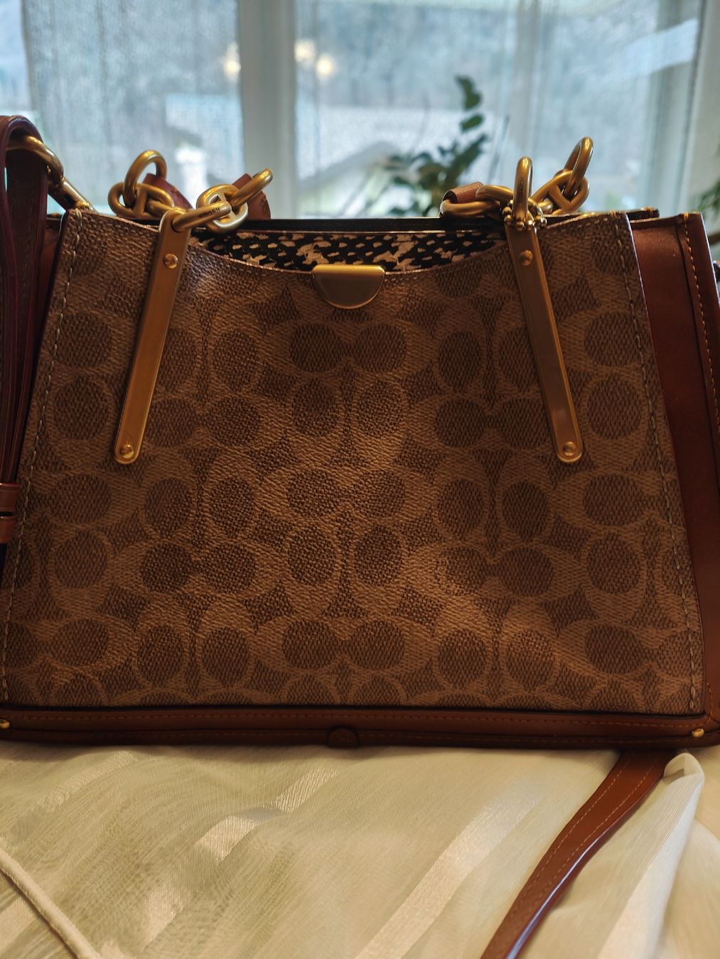 Sacs femmes: Sac à main Coach – Neuf (Voir description) à Massongex par kik_y97b