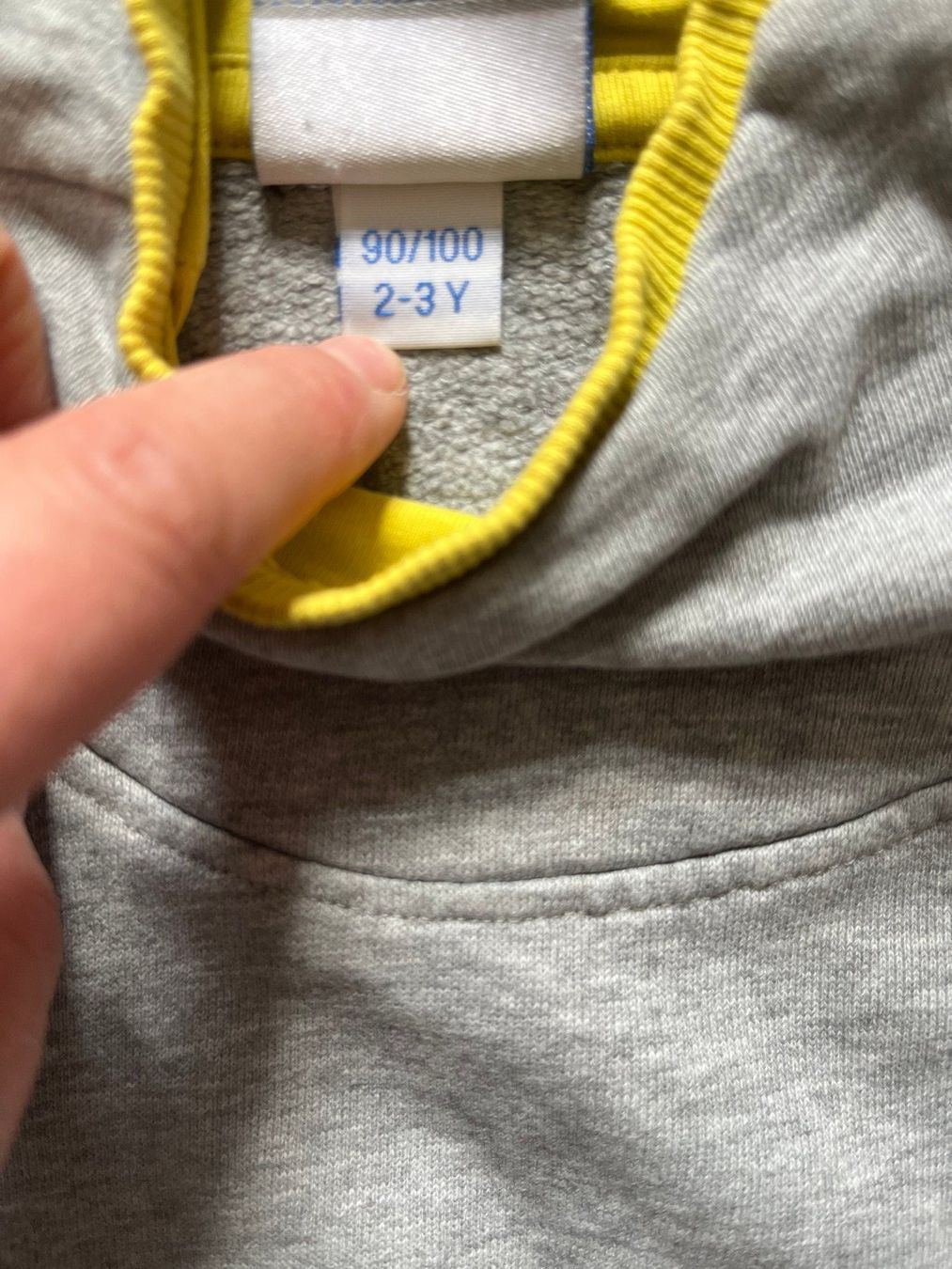 Finkid Maglioni & Felpe: Kapuzenpullover – Usato da Winterthur venduto da melansen 1