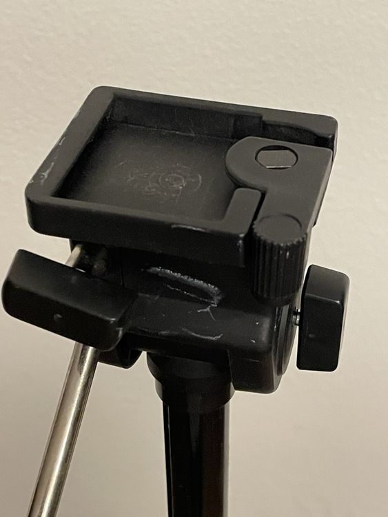 Treppiedi & Teste: Fotostativ – Usato da St.Gallen venduto da danielkeiser 1