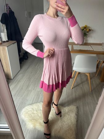 Schönes pinkes Kleid, fast wie neu, Grösse S