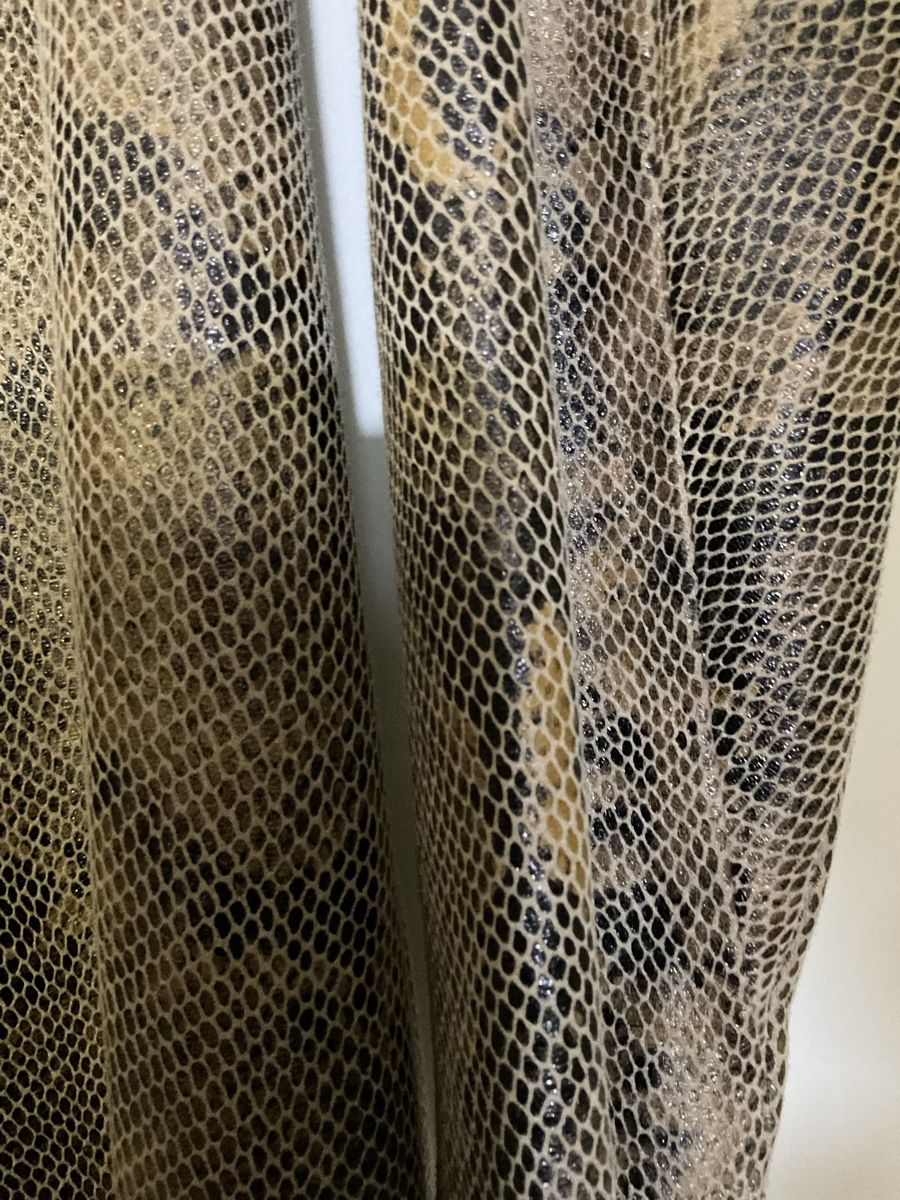 Vestiti: Kleid aus Alcantara, Schlangenlederimitat. – Usato da Herisau venduto da eri_2tb5 2