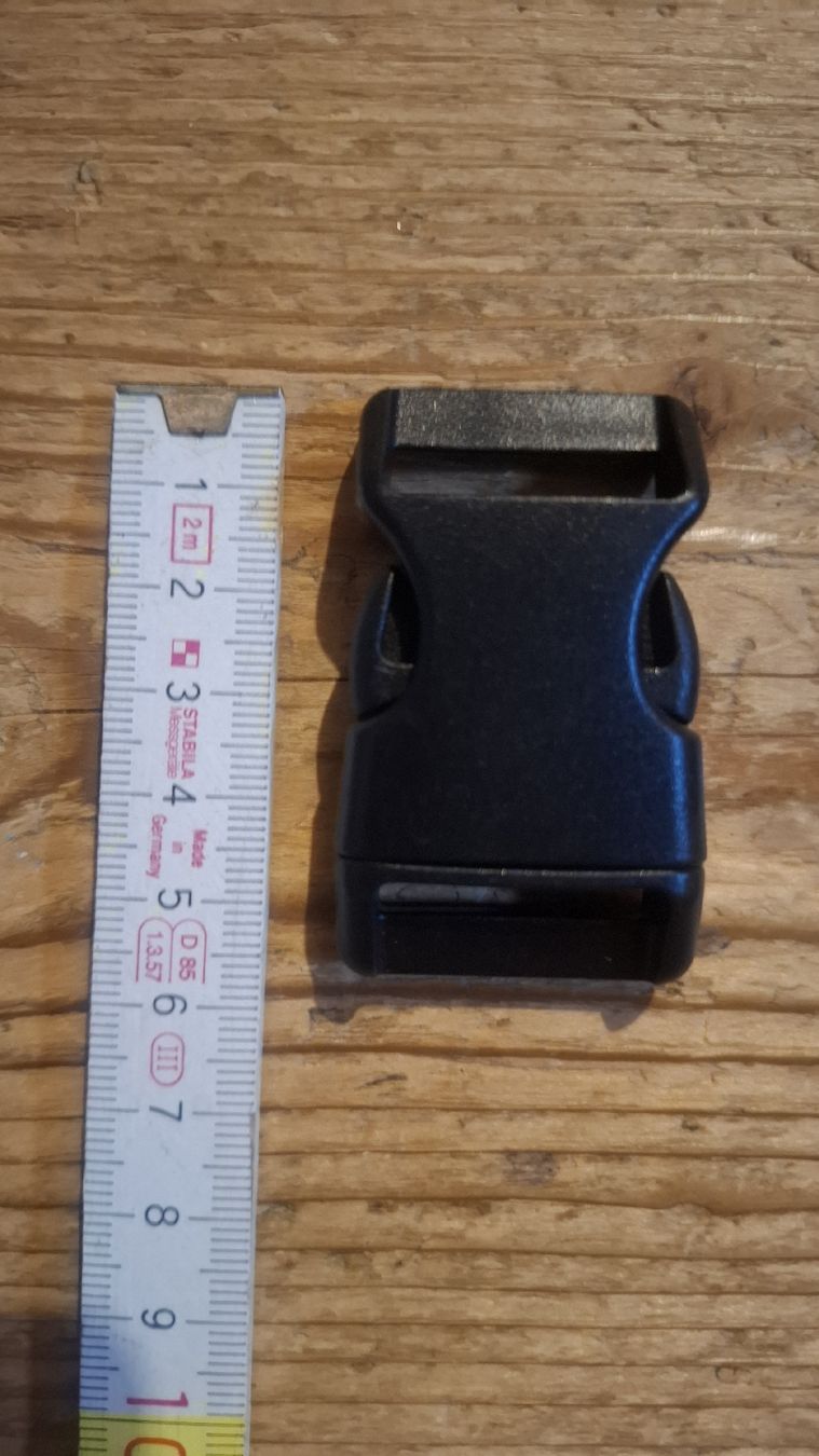 Gürtelschnallen: Steckschnallen. 2.5cm – Neu (gemäss Beschreibung) aus Ebnat-Kappel von Aibur 1