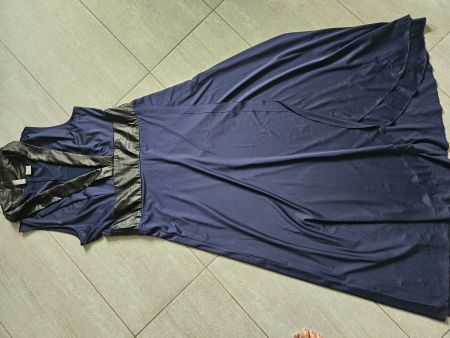 Elegantes Abendkleid Gr. 38 Marineblau Lederimitat