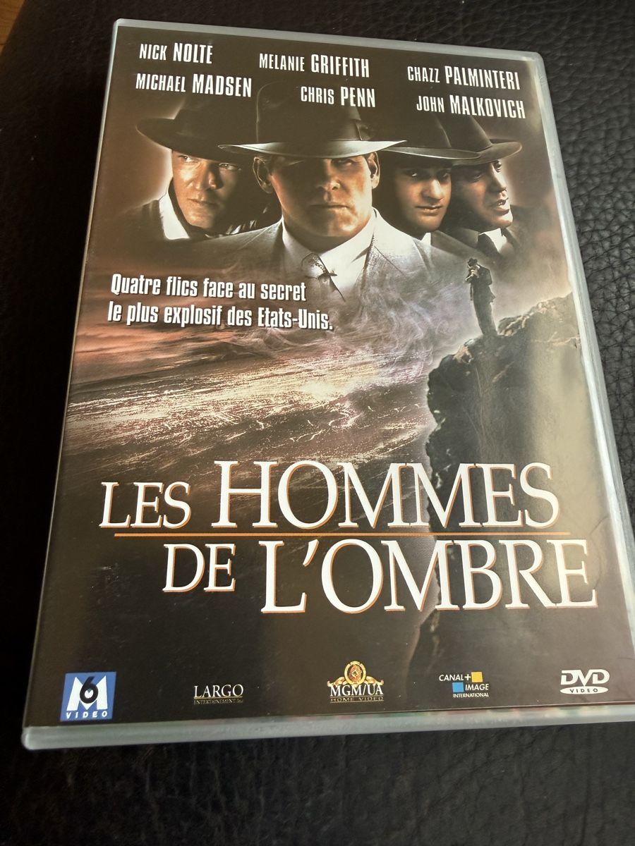 Tutti i DVDs: Les Hommes de L’Ombre – Usato da Troinex venduto da grigri2020
