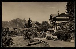 AK Sigriswil, Hotel-Pension Alpenruhe, Straßenpartie mit Aut