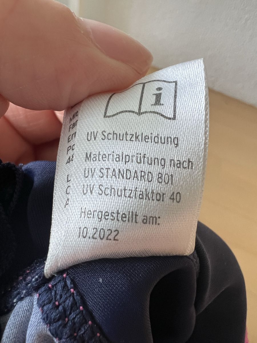Costumi da bagno: UV Badeoverall Grösse 86 UV Schutz 40 – Usato da Ebikon venduto da KarinM02 4