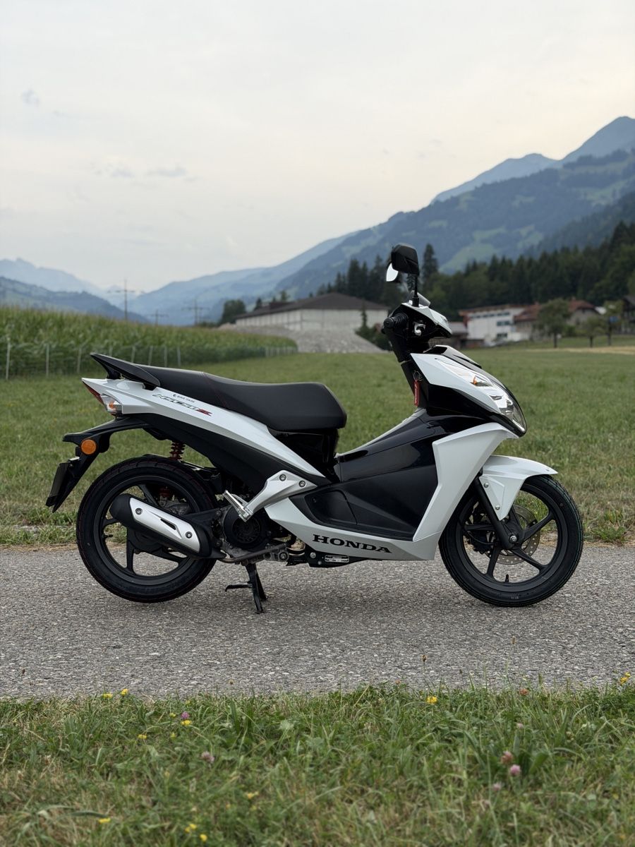Honda Scooter: Honda NSC50 T2 Roller – Usato da Wengi b. Frutigen venduto da Mxrmet 2