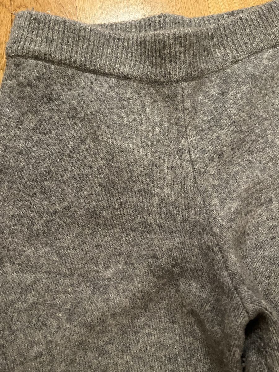 Zara Pantalons: Strickhose Zara – D'occasion à Zürich par JB23JB 2