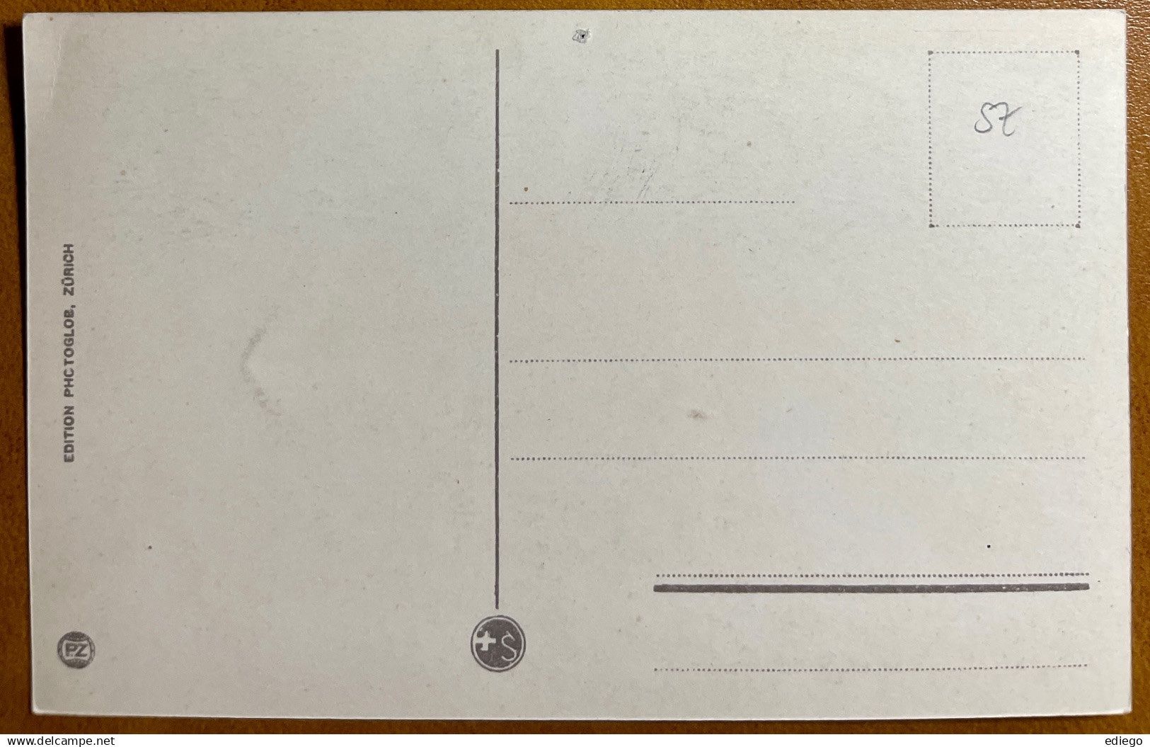 Cartoline postali: AK: Schwyz - Rathaus – Usato da Lutry venduto da Ediego 1