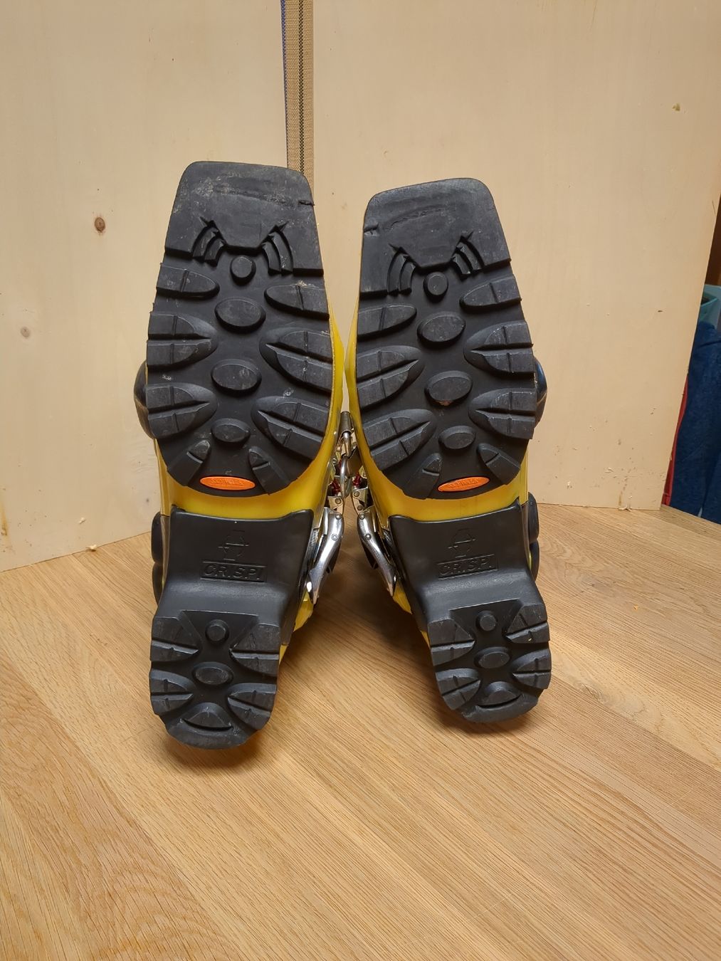 Scarpe da uomo: Crispi Telemarkschuhe Grösse 30 – Usato da Grabs venduto da Mooi 2