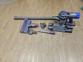 Dyson V8 Hand Staubsauger