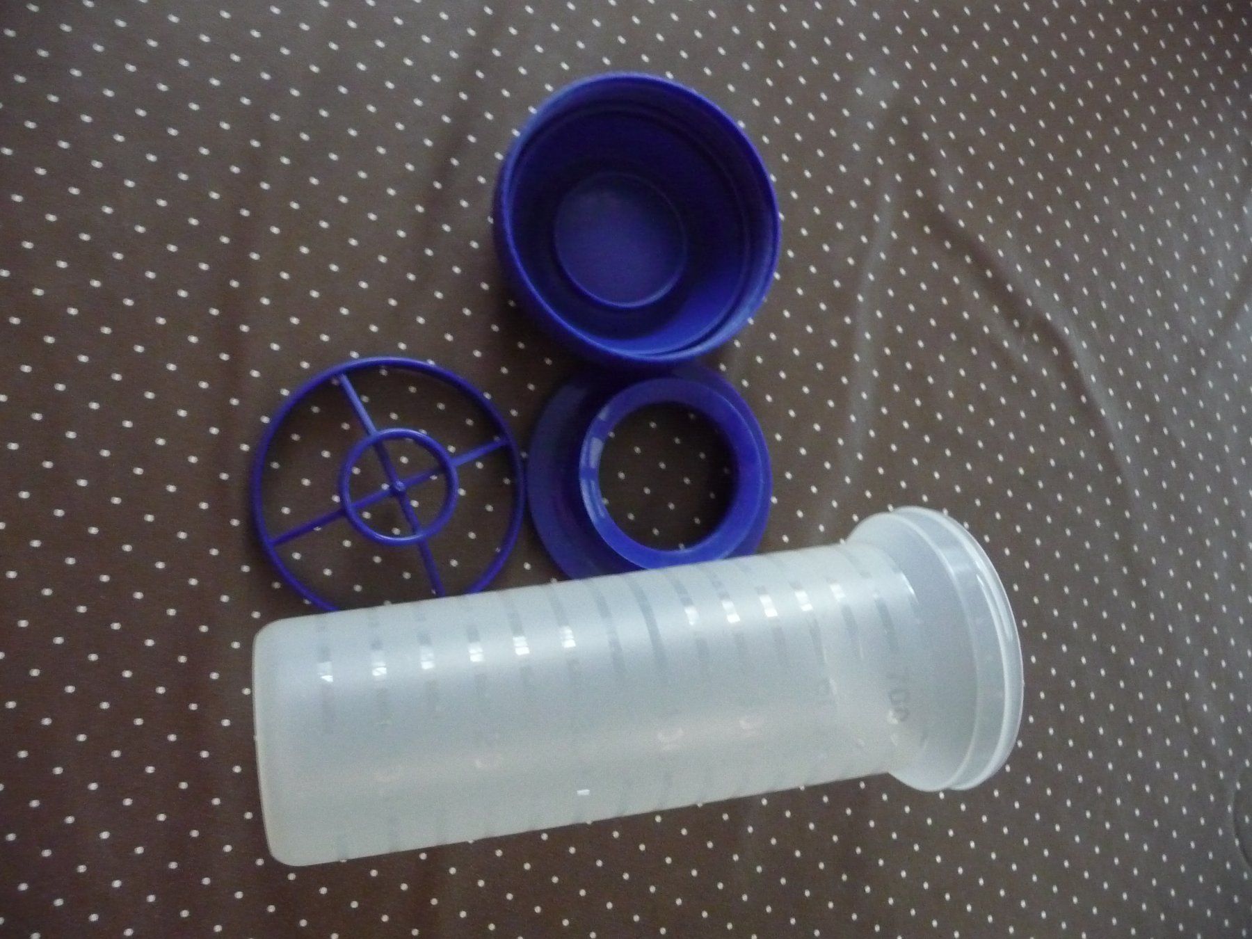 Tupperware Behälter & Ähnliches: Tupperware grosser Shaker – Neu (gemäss Beschreibung) aus Kirchberg BE von lavendel02 2