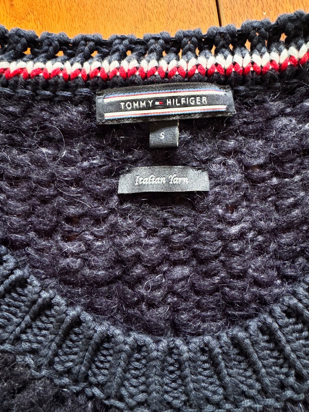 Tommy Hilfiger Maglioni & Felpe: Gestrickter Pullover von Tommy Hilfiger Grösse S – Usato da Bertschikon Gossau venduto da chanty_7 1