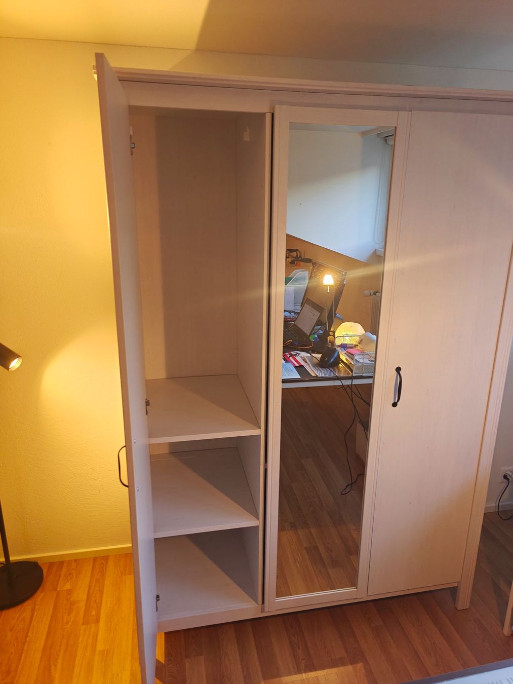 Ikea Schränke: Schrank mit Spiegel – Gebraucht aus Chur von gdhfuzs 1