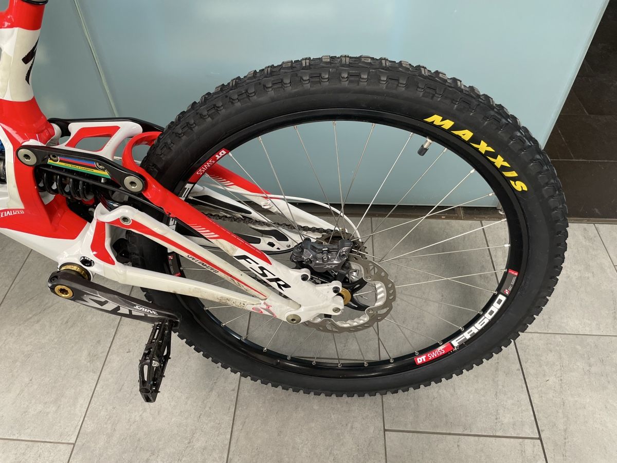 Specialized Velos: Specialized Demo Downhill Bike – Gebraucht aus Oftringen von GWC_1 3