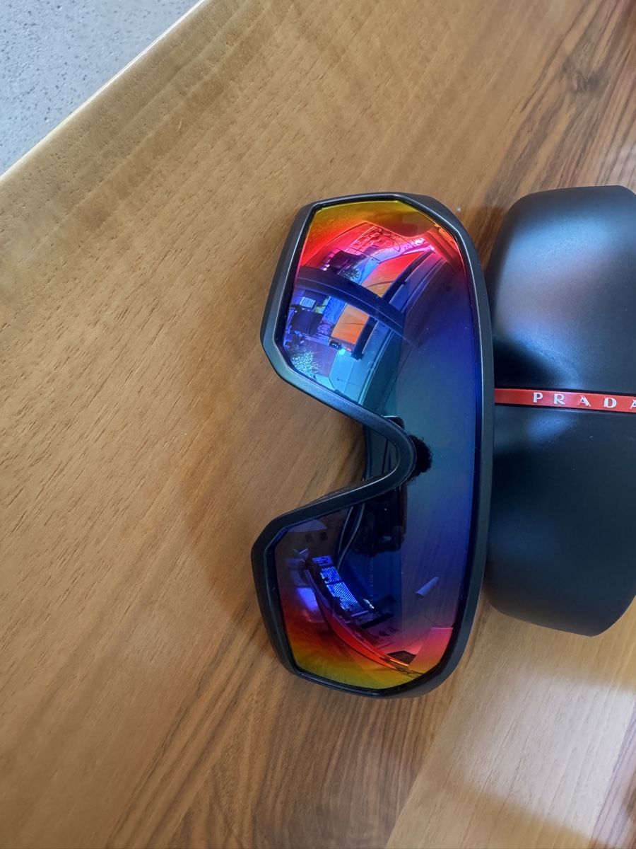 Prada Occhiali & Lenti: Prada Sonnenbrille original sehr gepflegt – Usato da Gipf-Oberfrick venduto da Iberico 7