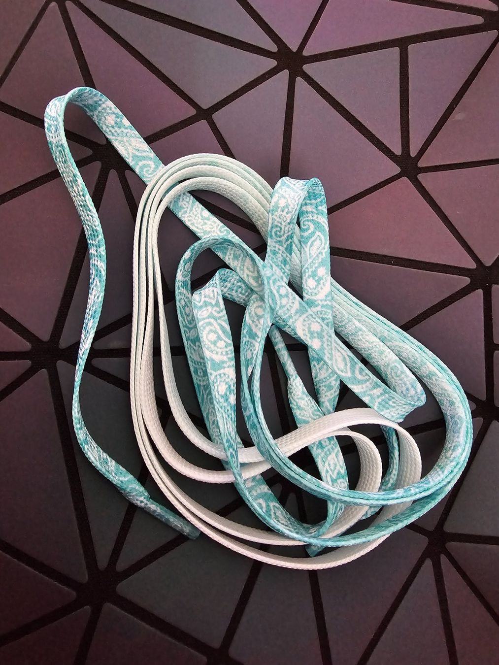 Dekobänder: Neu! Schuhbändel Mint Farbverlauf ca. 120cm – Neu und originalverpackt aus Füllinsdorf von Sunnebliemli7