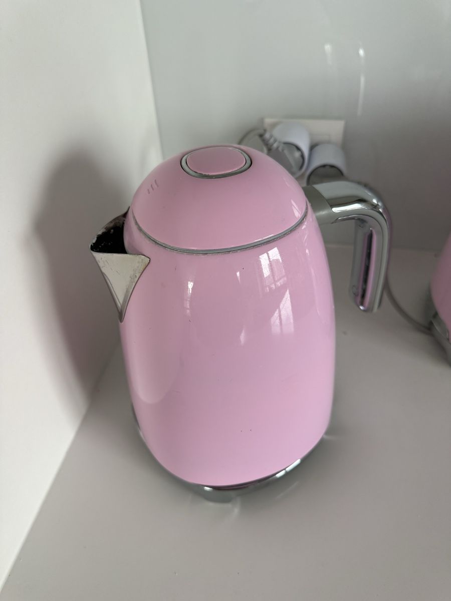 Smeg Bollitori: Smeg Wasserkocher Kettle Rosa Pink – Usato da Zürich venduto da janni_jj12 4