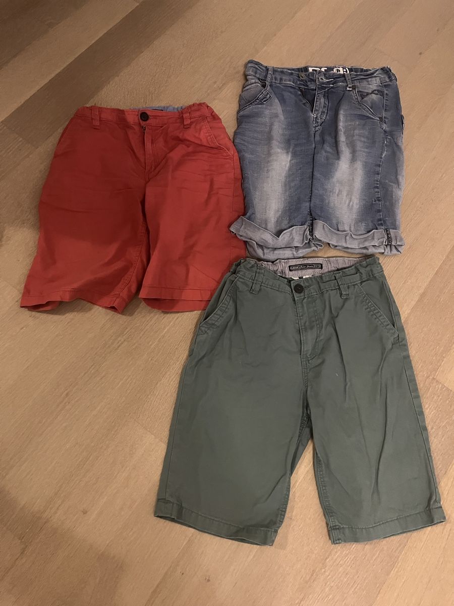 Ensembles coordonnés: 3 Shorts, size 158 – D'occasion à St. Gallen par sha_22fn