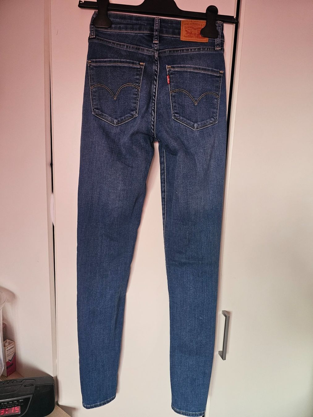 Levi's Jeans: Jeans Levi's – Gebraucht aus lausanne von mariamimib 1