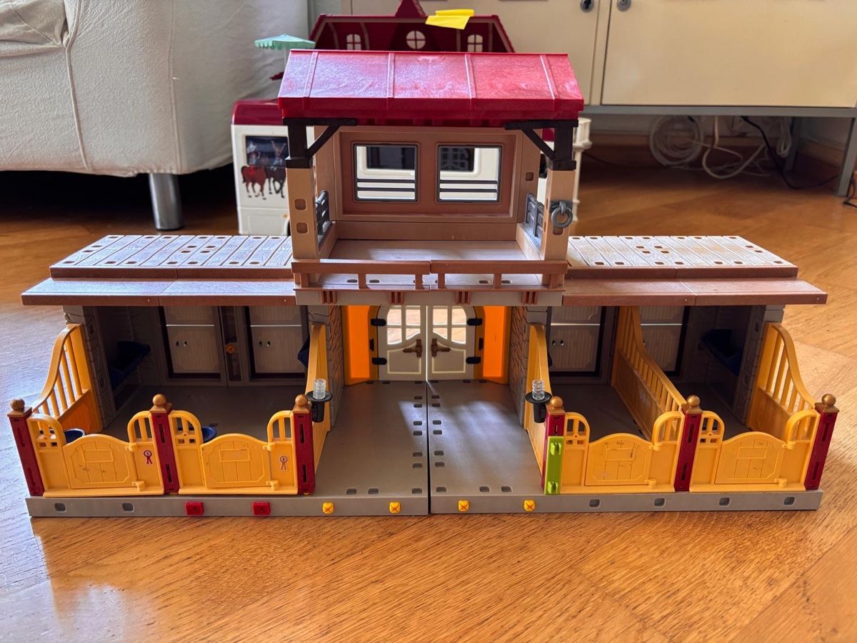 Playmobil Spielzeuge: Playmobil Stall – Gebraucht aus Bern von anj42