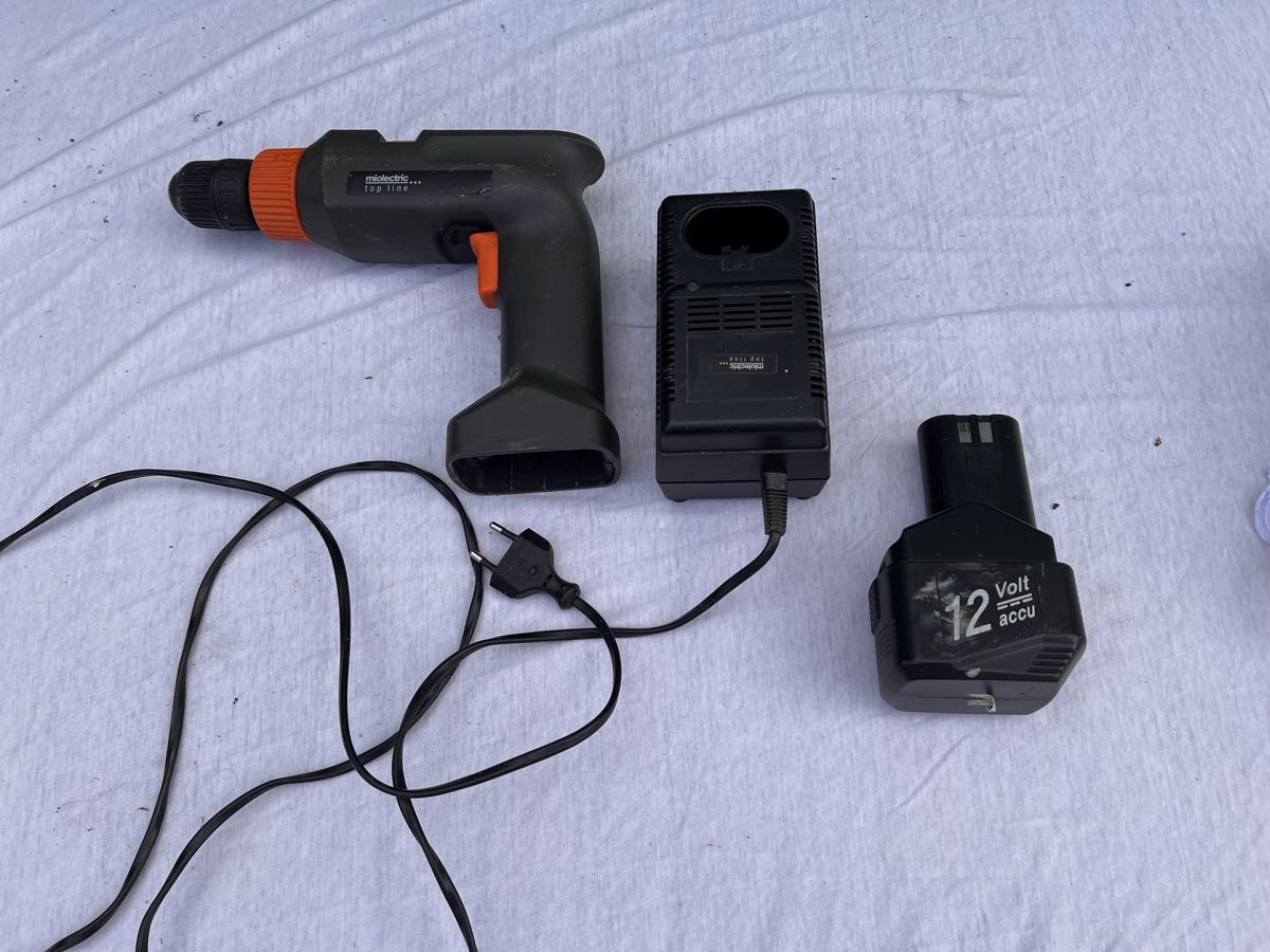 Bohrmaschinen: Miolectric Bohrschrauber (99) – Gebraucht aus Glattfelden von maa_qcj8