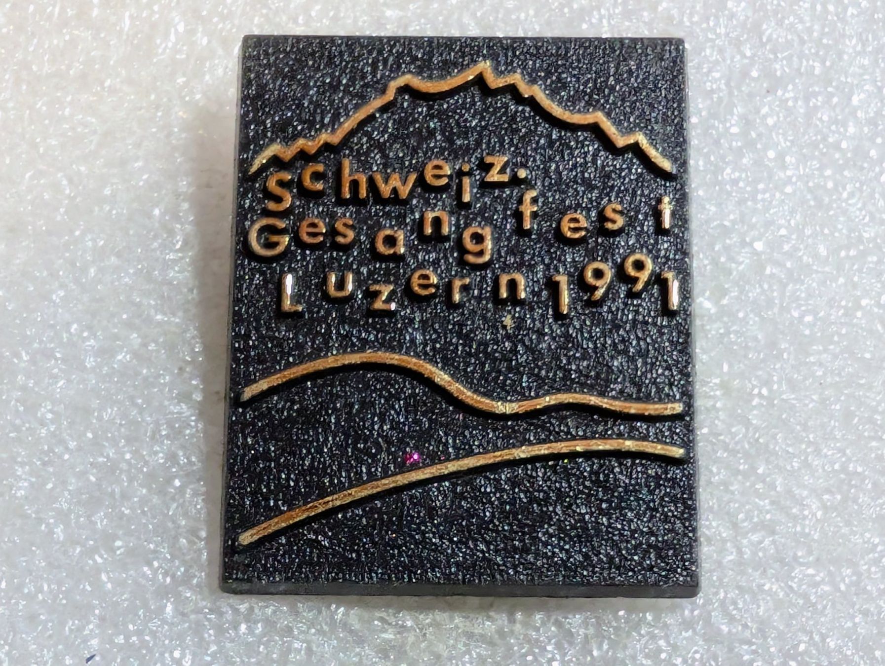 Plaquettes & Badges: Ansteckbutton 235: – D'occasion à Oppligen par Pin-Fall-Shop