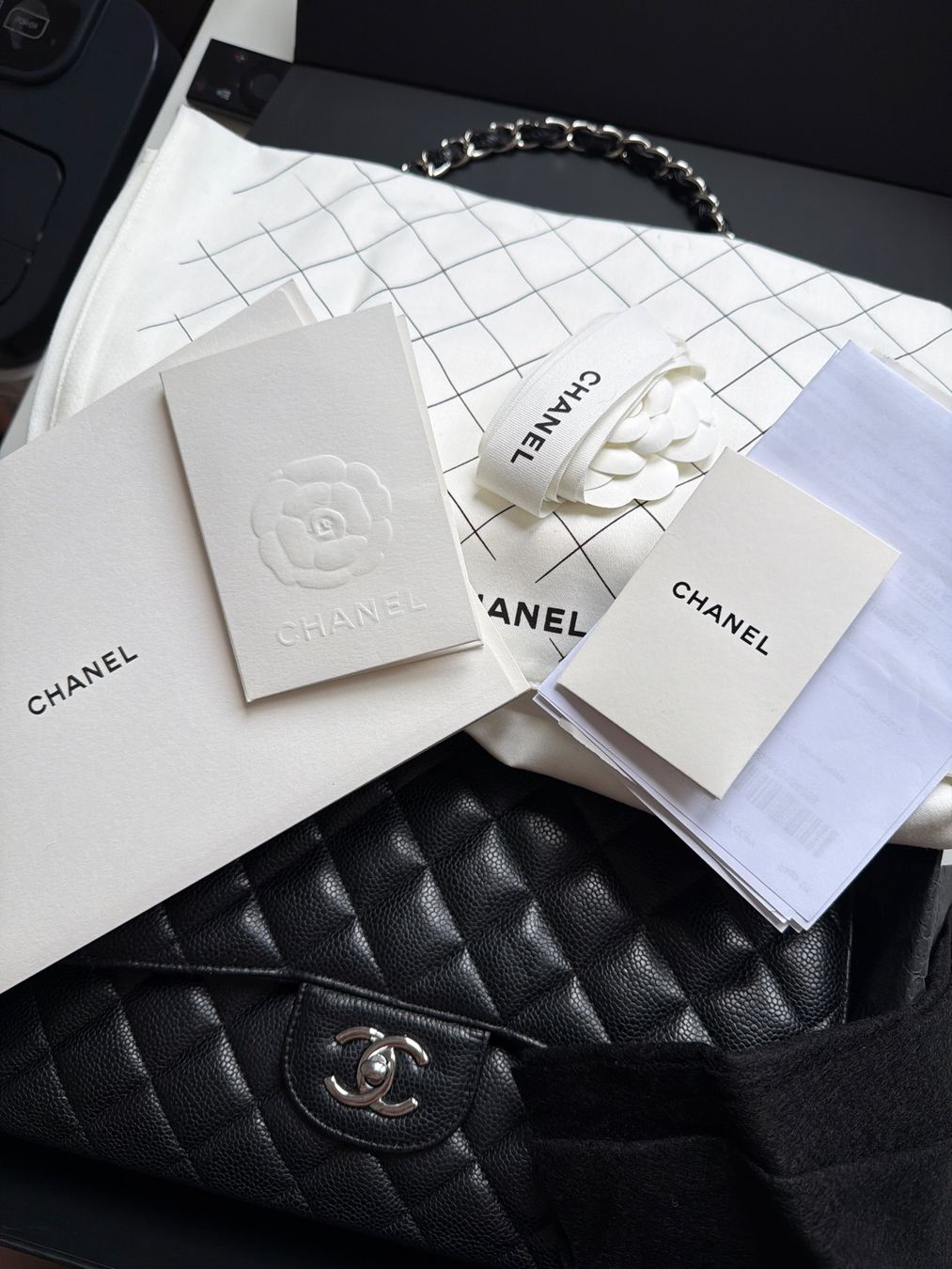Chanel Borse da donna: Chanel Bag Jumbo Caviar full set – Usato da Agra venduto da Milena_L