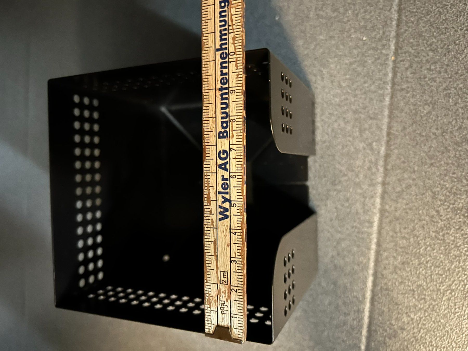 Sonstige Büroeinrichtungen: Büromaterial: Moderne Office Notizenhalter/Post-it aus Metal – Gebraucht aus Küsnacht ZH von filo_fila8700 5
