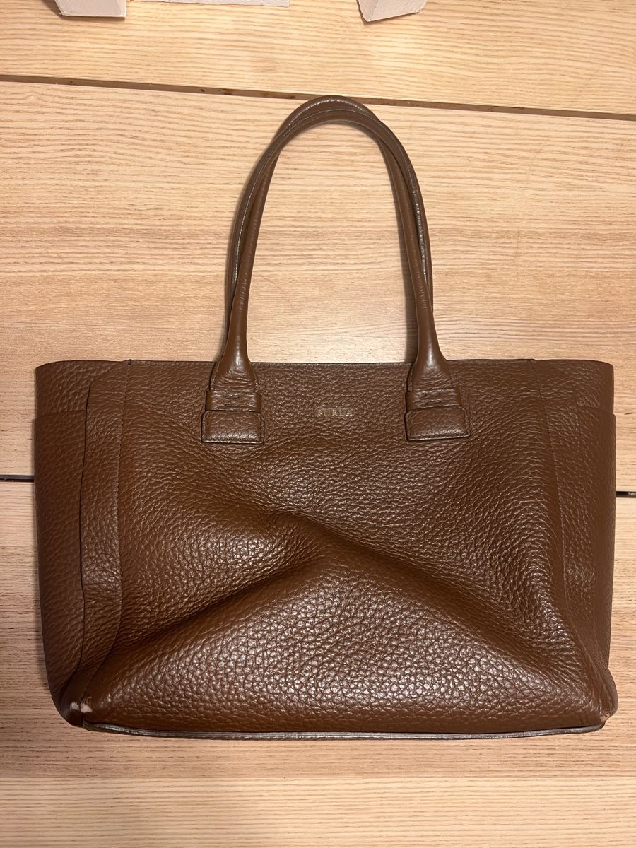 Furla Taschen für Damen: Braune Furla Tasche – Gebraucht aus Dübendorf von vin_8z5x