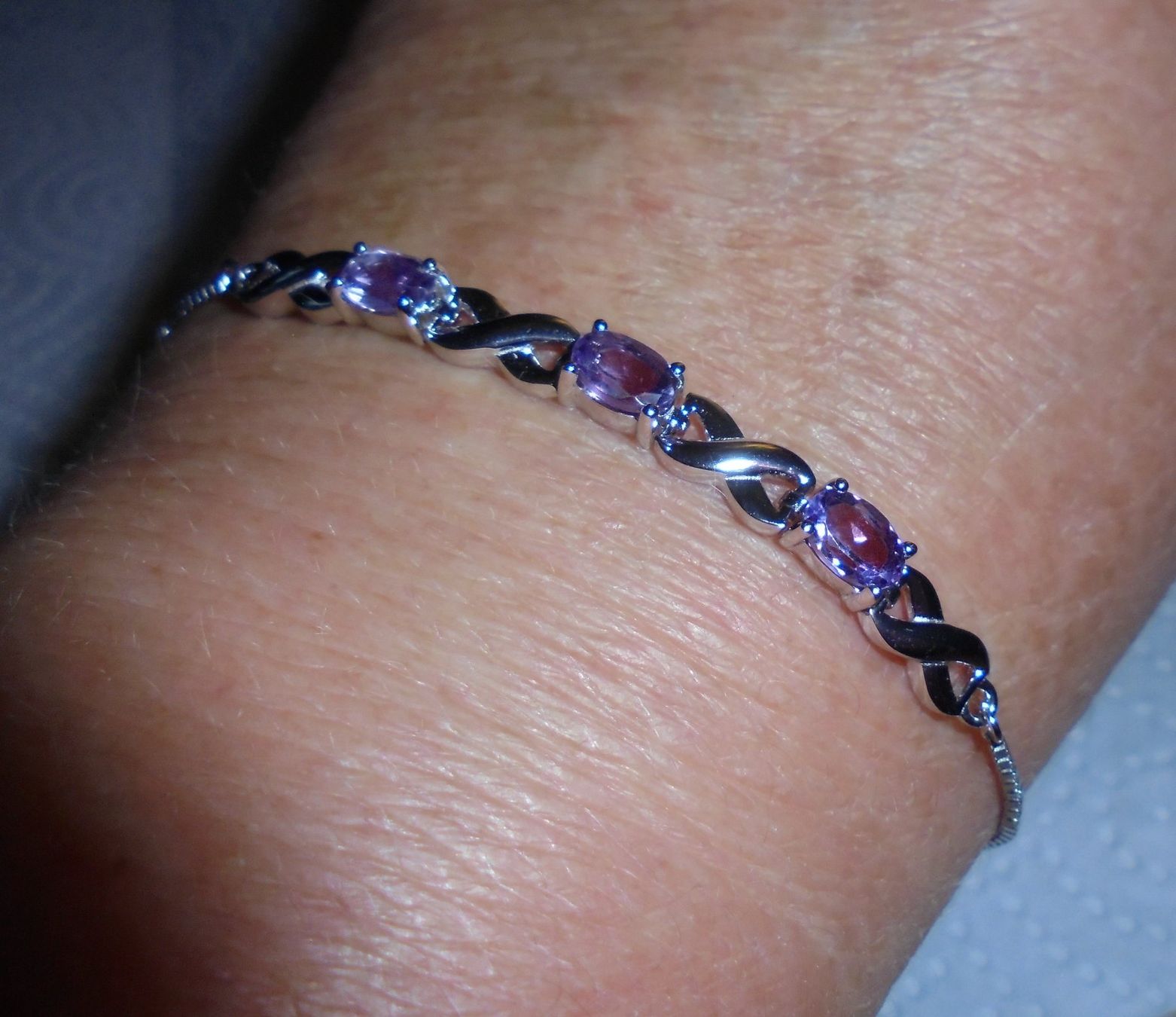 Bracciali & Braccialetti: Echtschmuck: Silberarmband 925er mit Amethyst – Nuovo (secondo la descrizione) da Zuchwil venduto da maumauchi 2